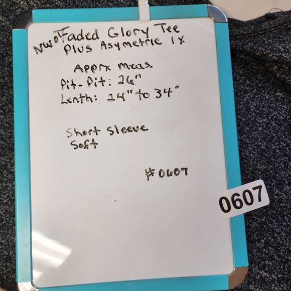 Faded Glory Tee Plus 1X - Picture 7 of 7